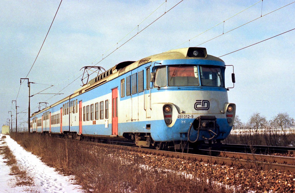 [1024x670] 451012a.jpg