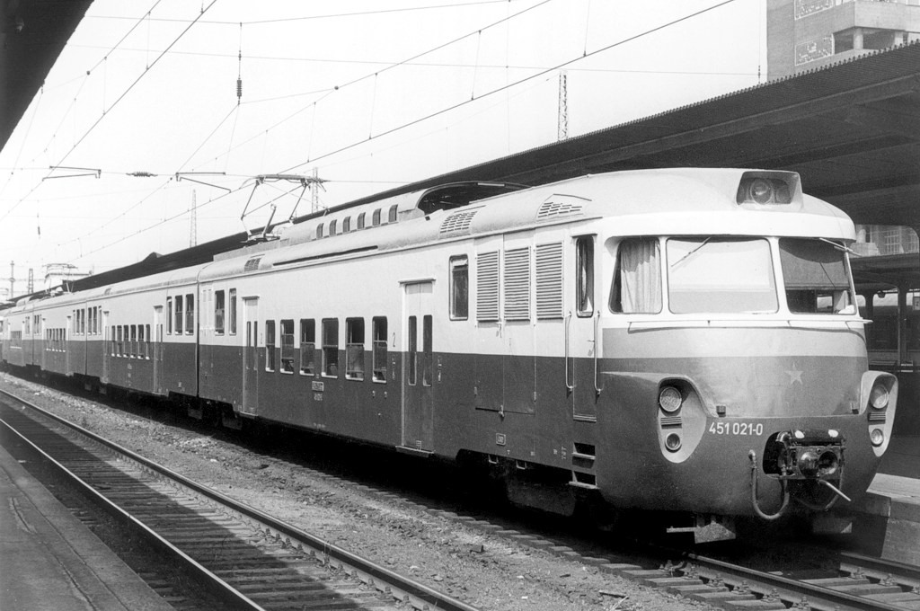 [1024x680] 451021a.jpg