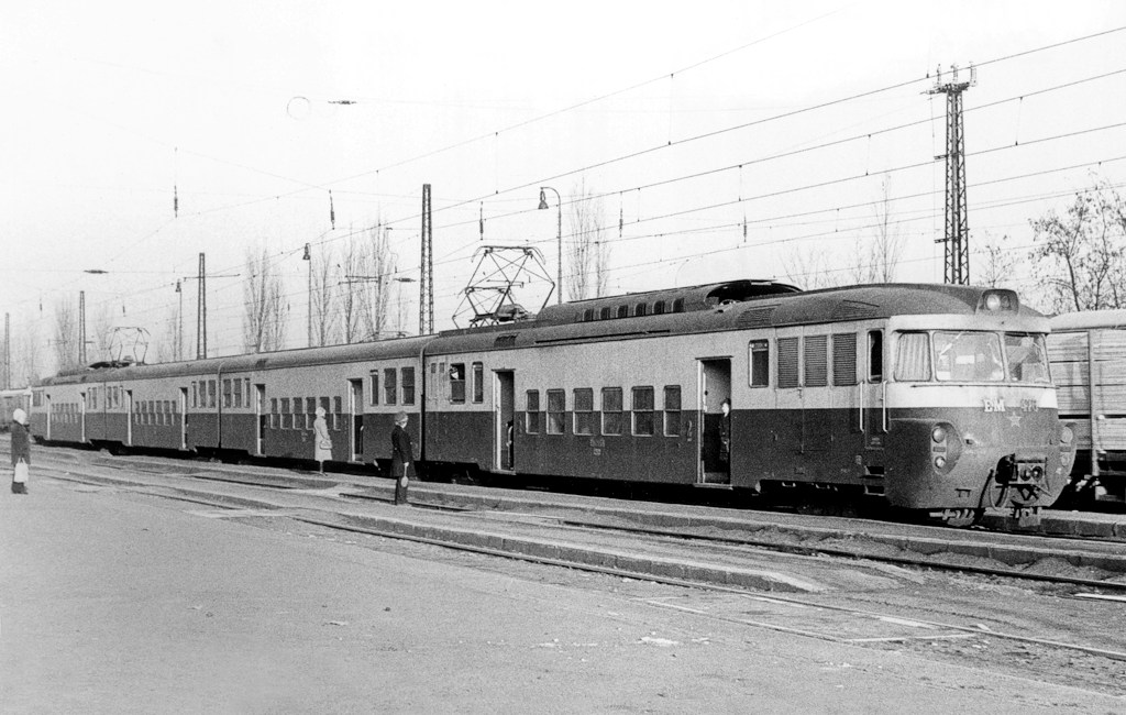 [1024x650] 451030a.jpg