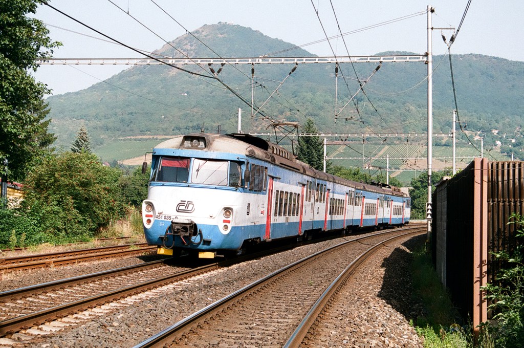 [1024x680] 451035b.jpg