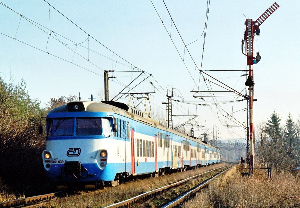 [1024x710] 451039c.jpg