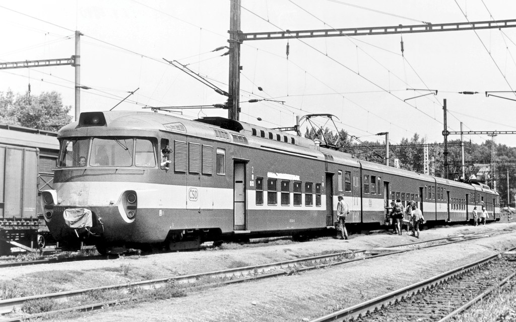 [1024x640] 451041a.jpg