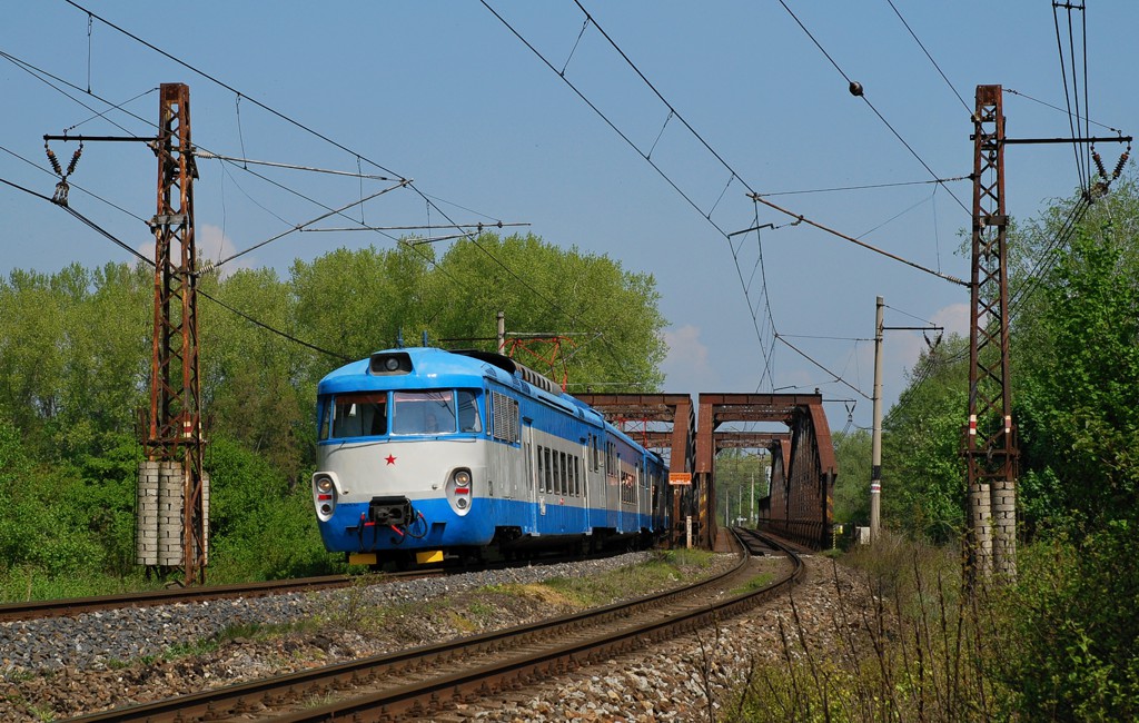 [1024x650] 451045d.jpg