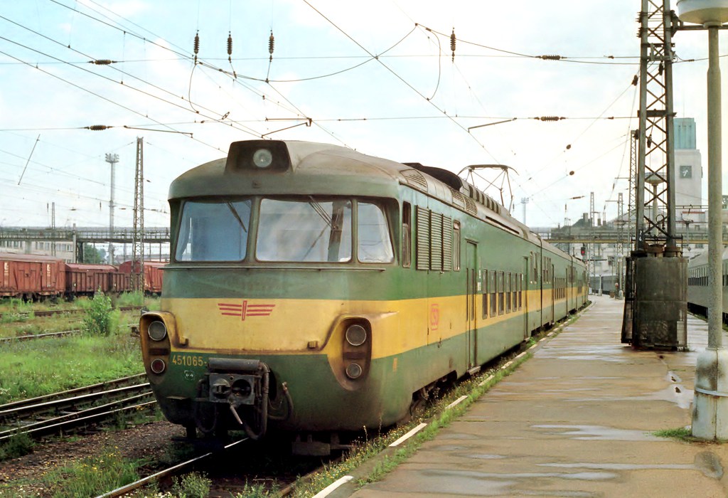 [1024x700] 451065a.jpg