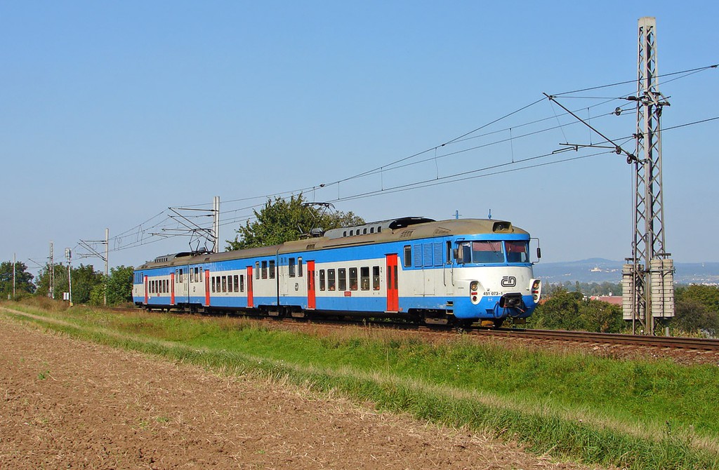 [1024x670] 451073g.jpg