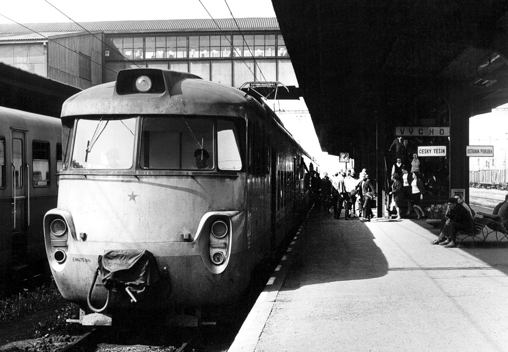 [1024x710] 451074a.jpg