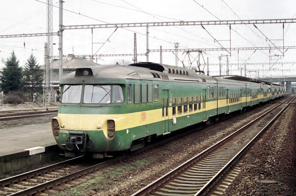 [1024x680] 451080e.jpg