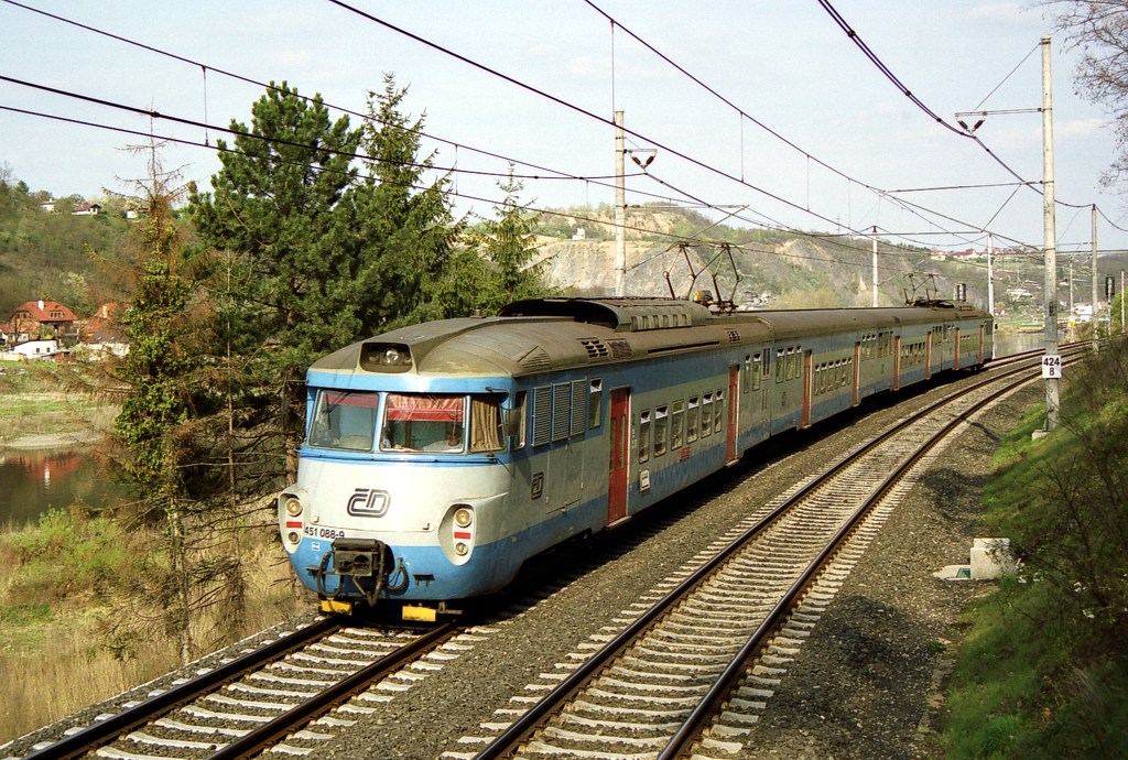 [1024x690] 451088a.jpg