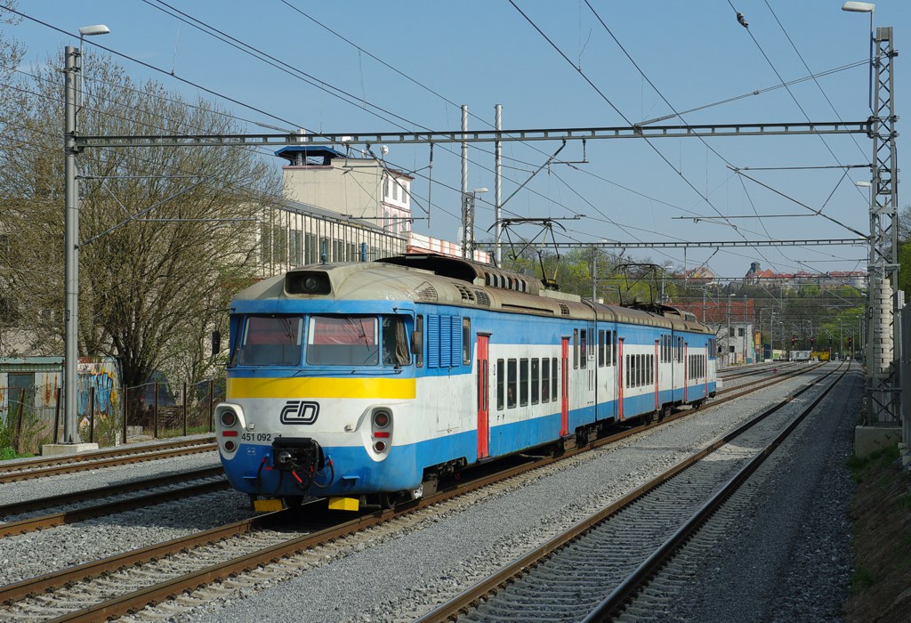 [1024x700] 451092a.jpg