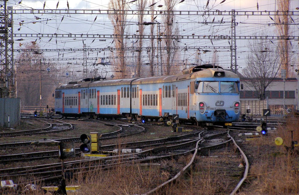 [1024x670] 451096a.jpg