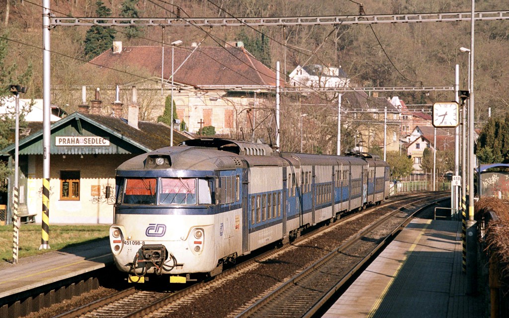 [1024x640] 451098d.jpg