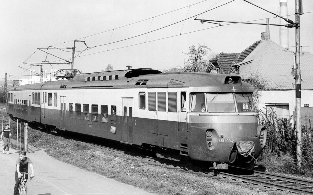 [1024x640] 451100a.jpg