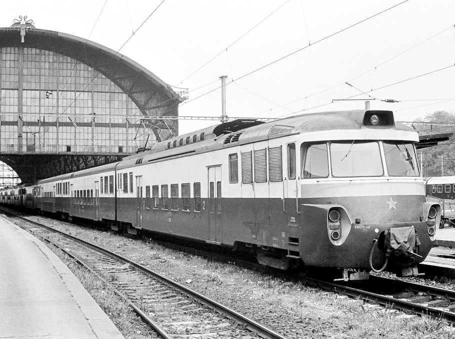 [910x679] 451100b.jpg