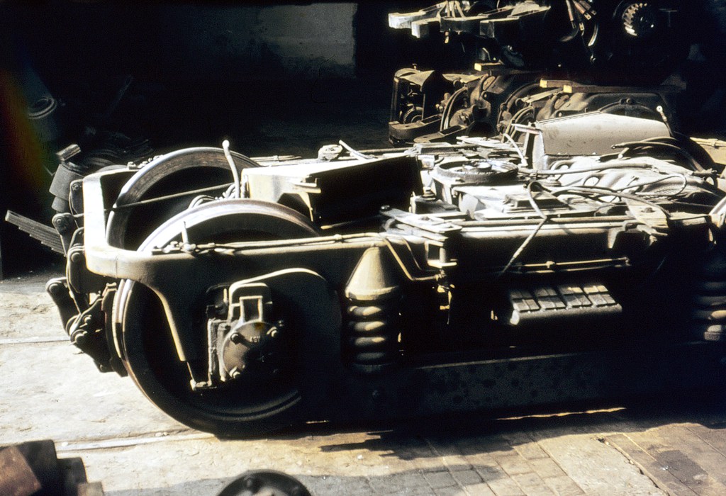 [1024x700] 451podvozek2.jpg