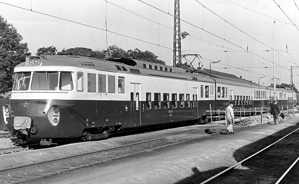 [1024x630] 452001a.jpg