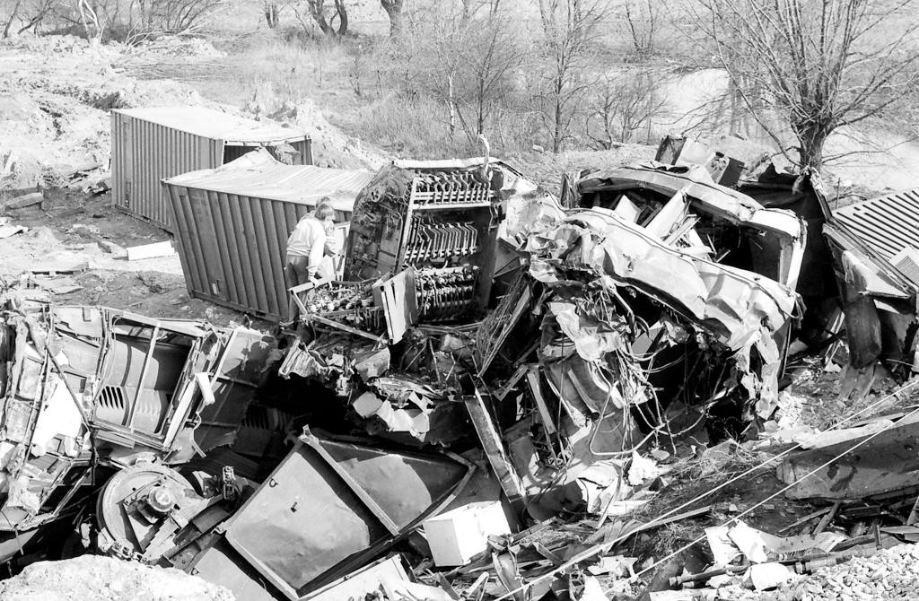 [1024x670] 452011a.jpg