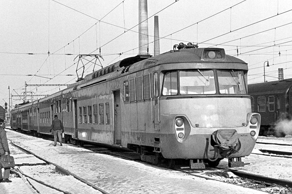 [1024x680] 452012a.jpg