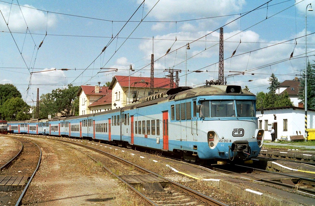 [1024x670] 452012e.jpg