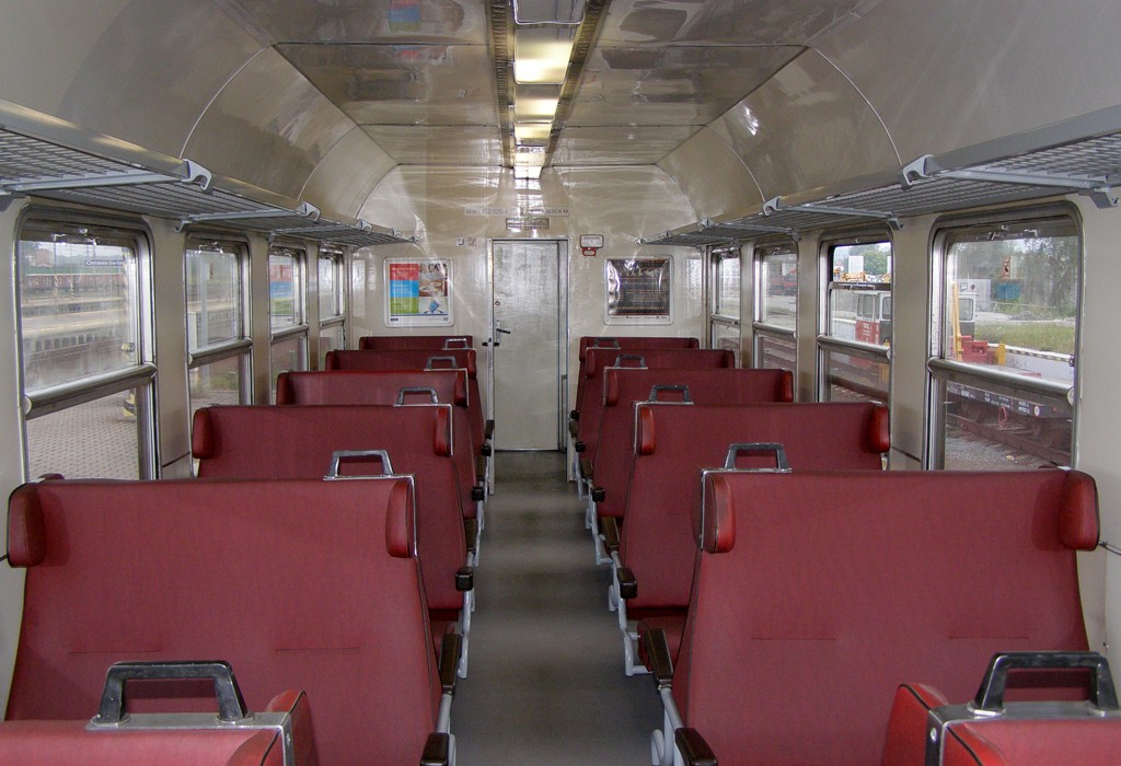 [1024x700] 460028inter.jpg