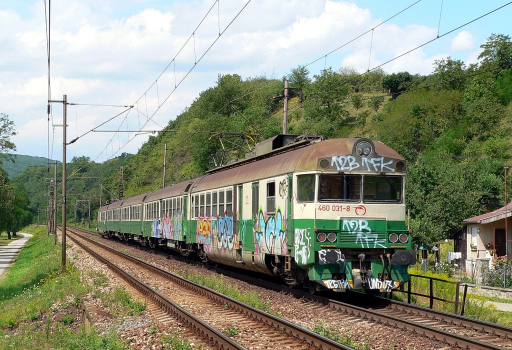 [1024x700] 460031a.jpg