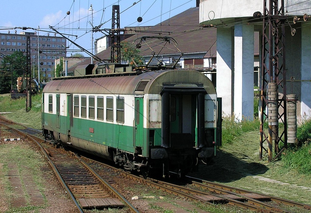 [1024x700] 460053c.jpg