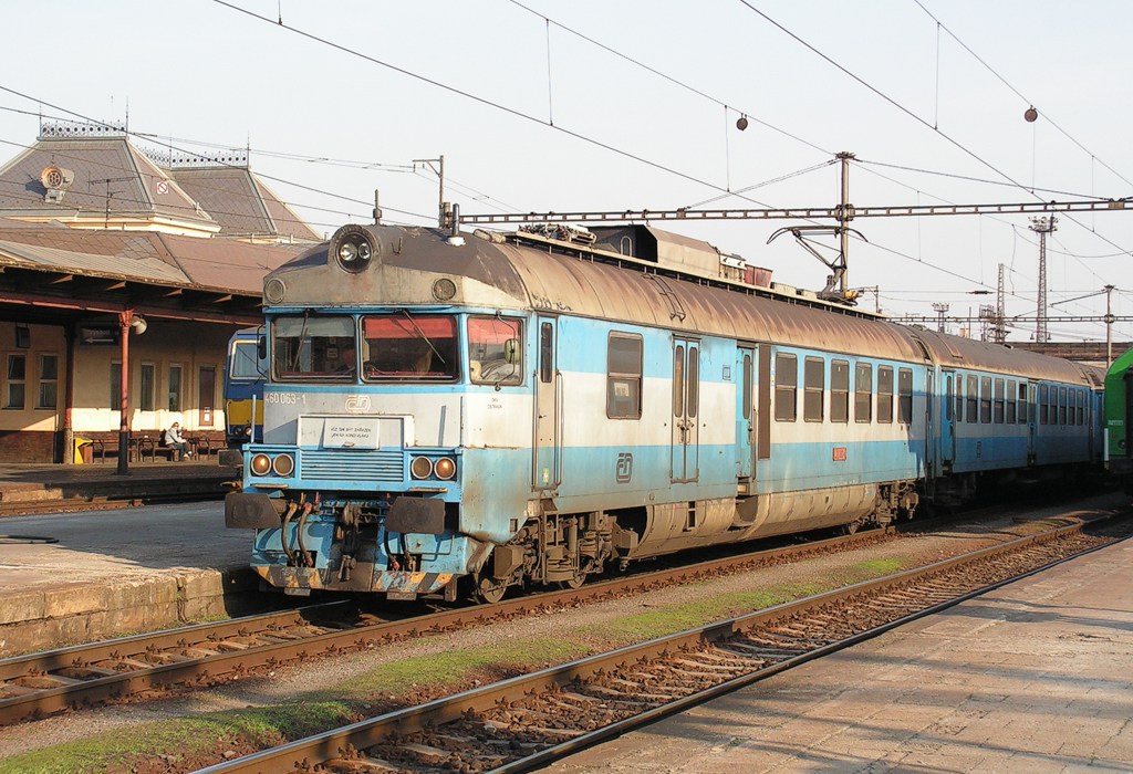 [1024x700] 460063c.jpg