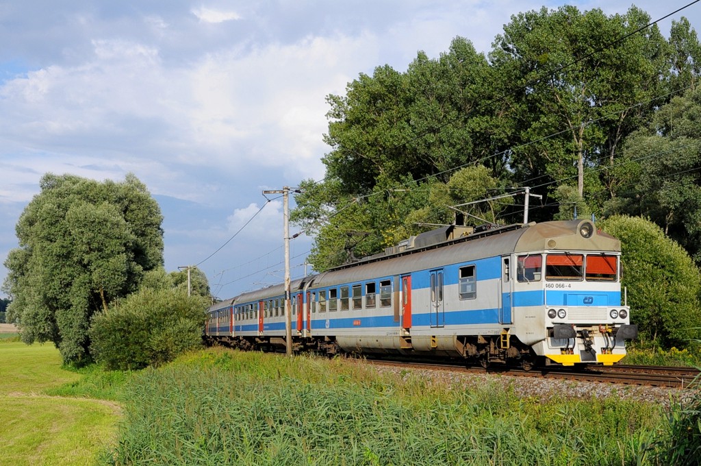 [1024x680] 460066c.jpg