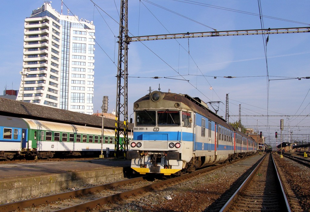 [1024x700] 460069d.jpg