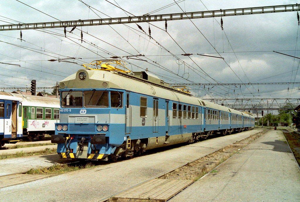 [1024x690] 460070c.jpg