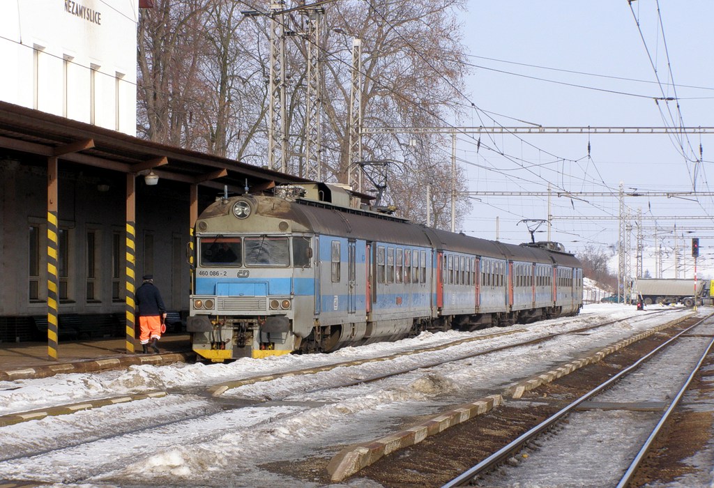 [1024x700] 460086b.jpg