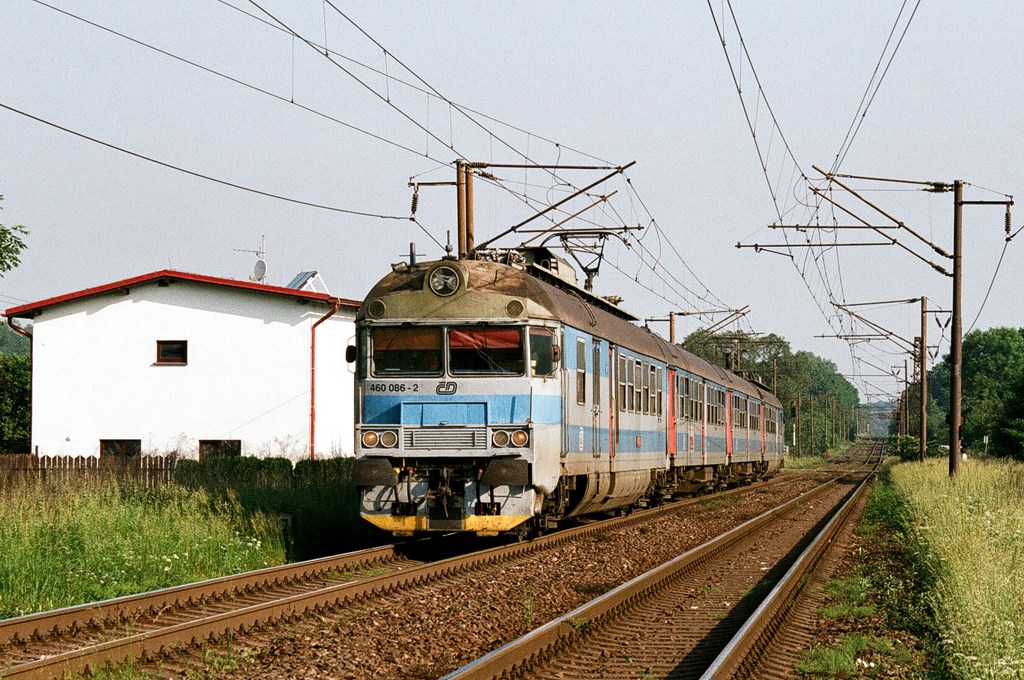 [1024x680] 460086c.jpg