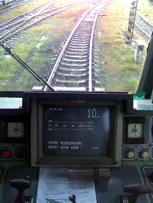 [580x768] 470003disp1.jpg