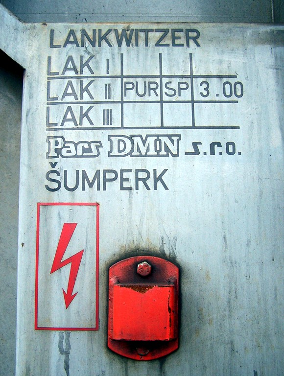 [580x768] 470003laky.jpg