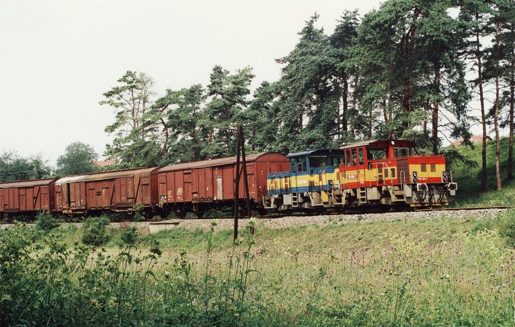 [1024x650] 704001d.jpg