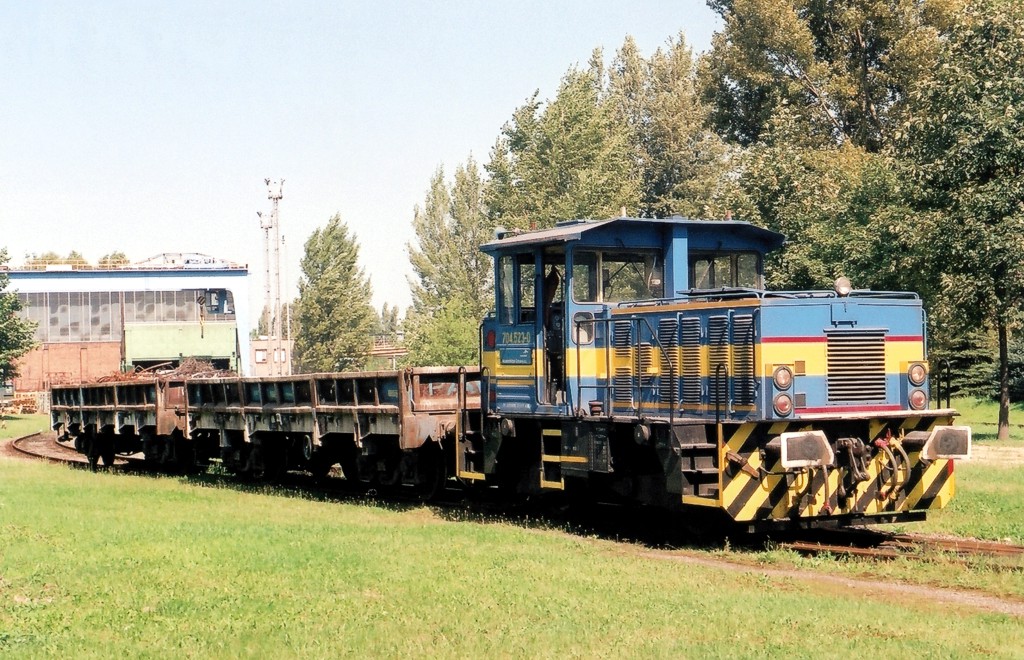 [1024x660] 704523b.jpg