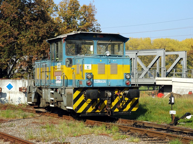 [800x600] 704535b.jpg