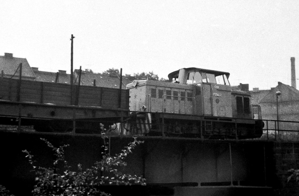 [1024x670] 710025b.jpg