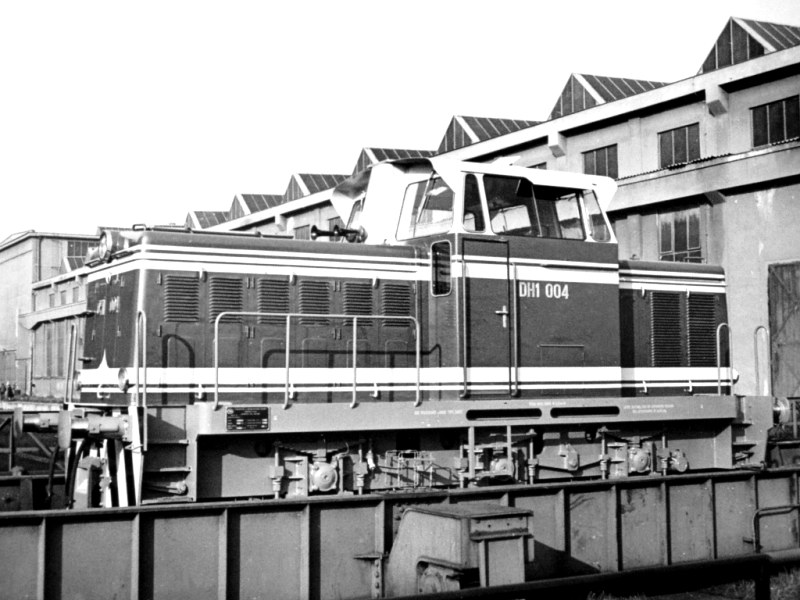 [800x600] DH1004a.jpg