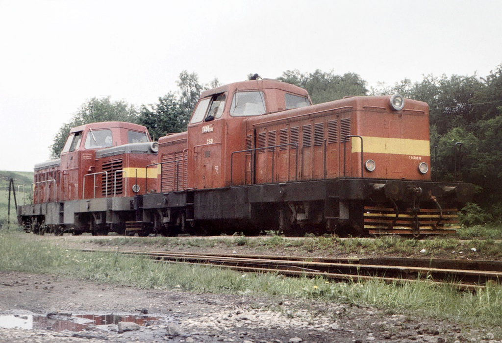 [1024x700] 725010a.jpg