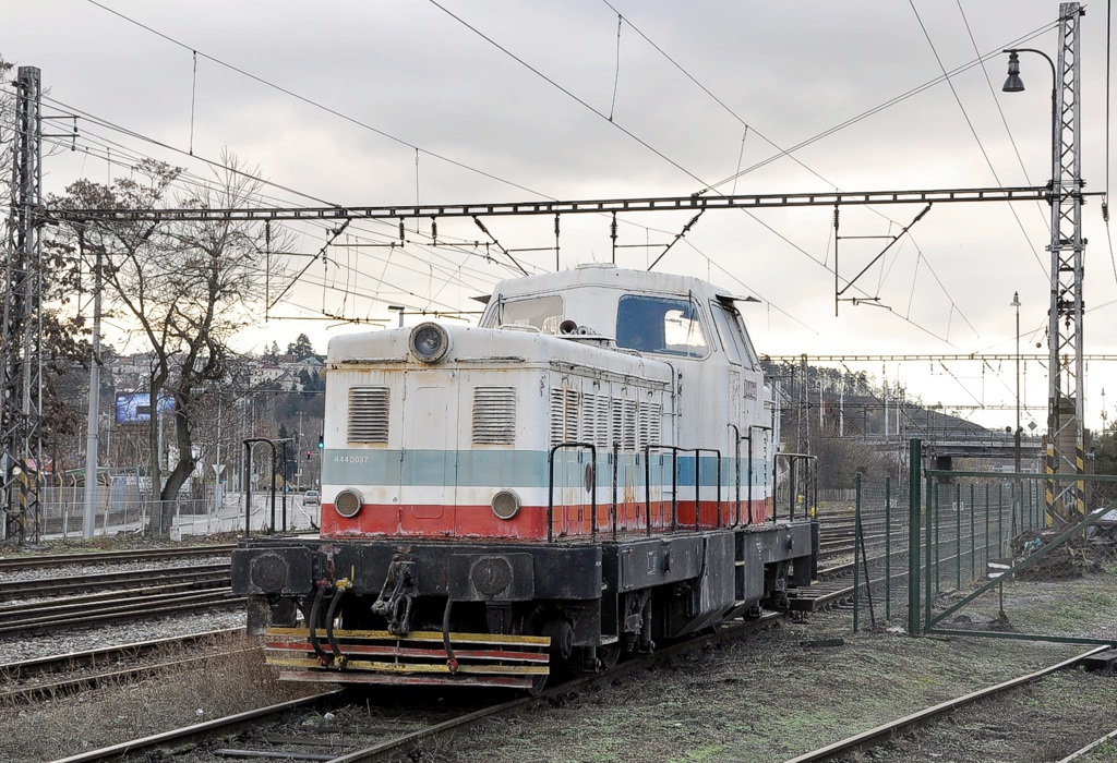 [1024x700] 725037d.jpg