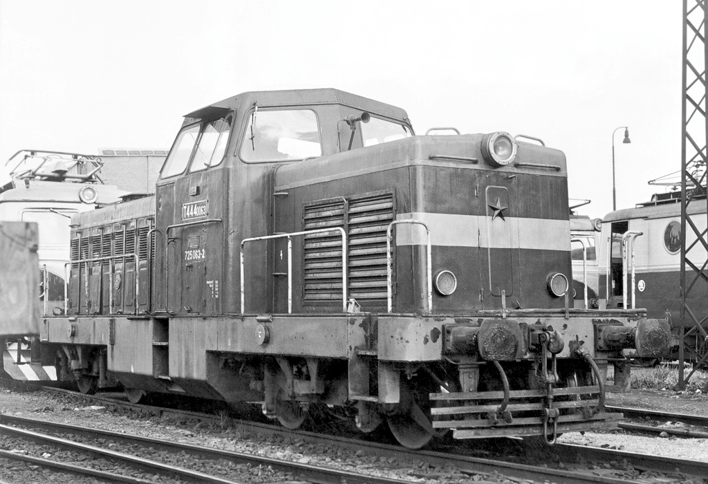 [1024x700] 725063a.jpg