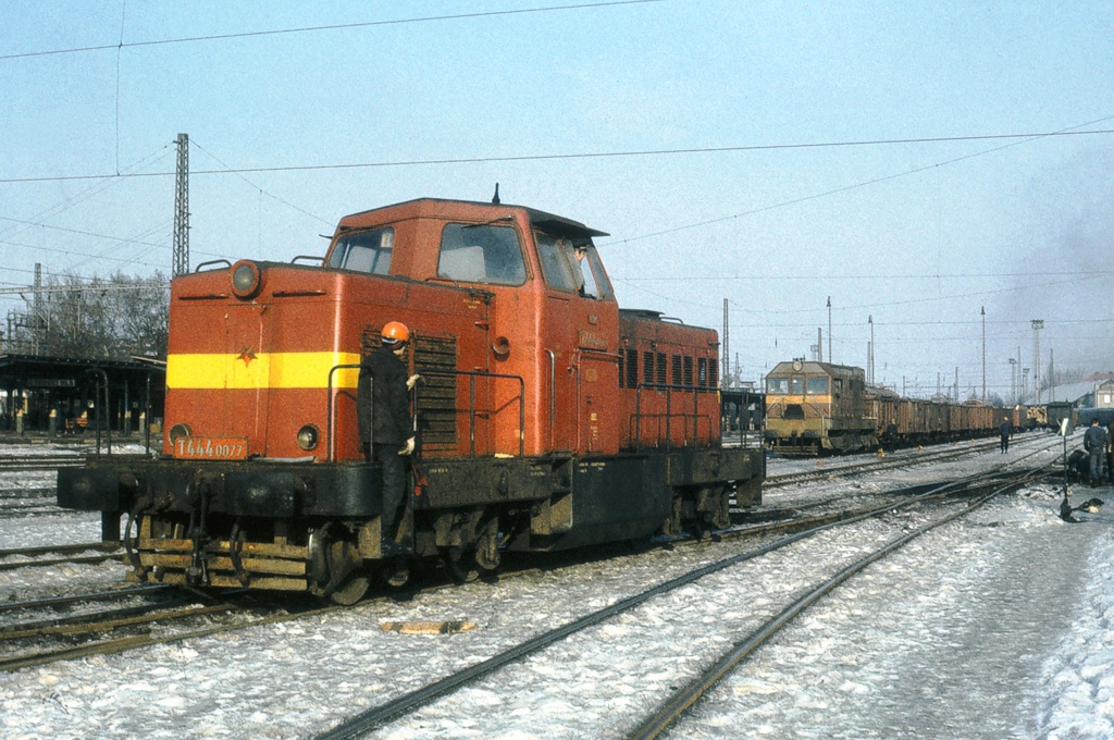 [1024x680] 725077a.jpg