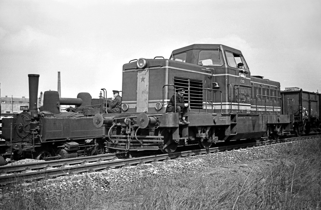 [1024x670] 725089a.jpg