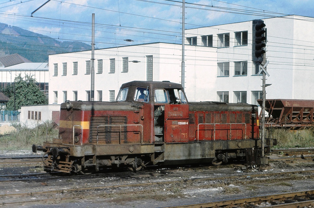 [1024x680] 725095a.jpg