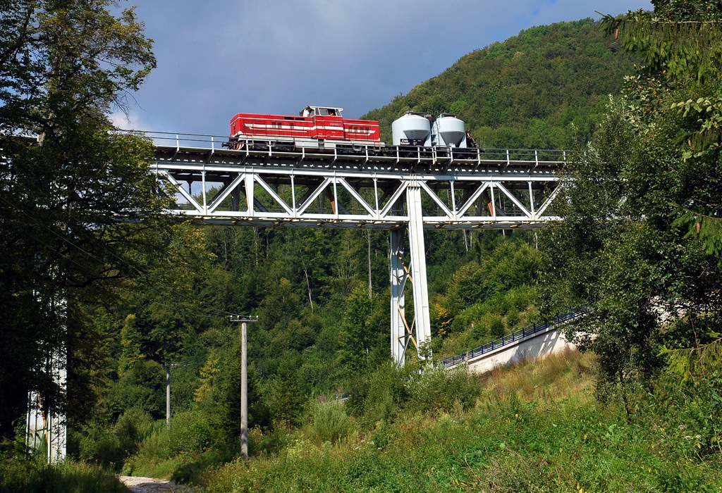 [1024x700] 726082a.jpg