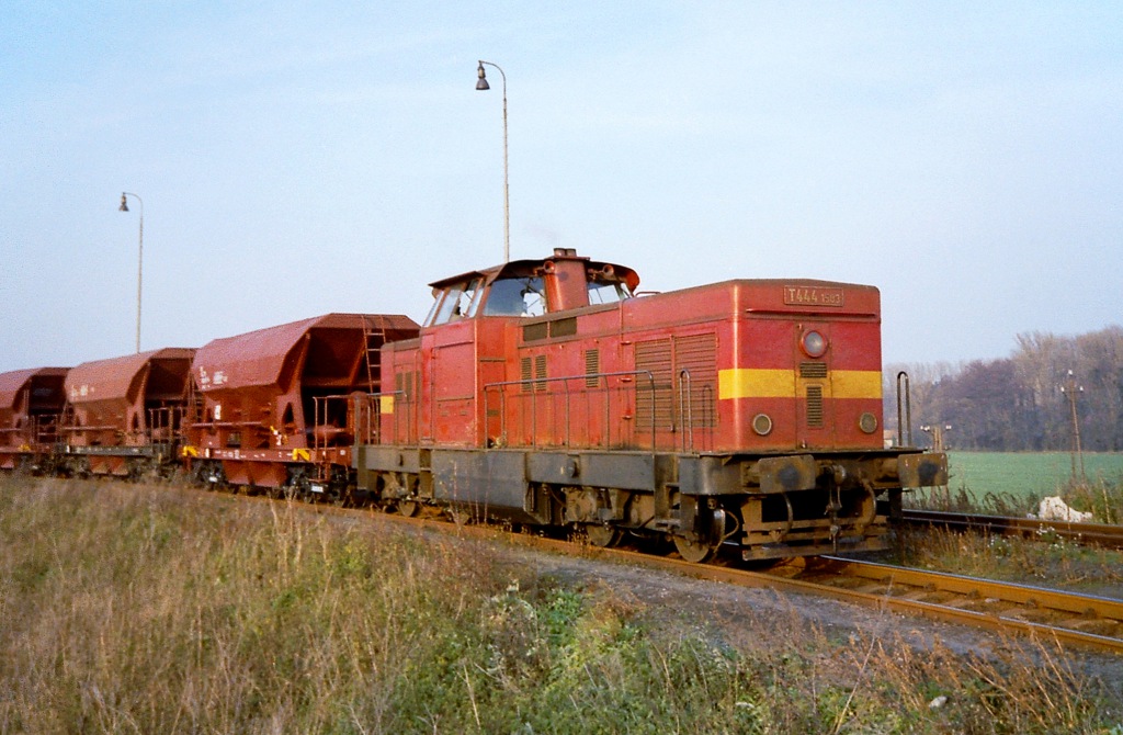 [1024x670] 726583b.jpg