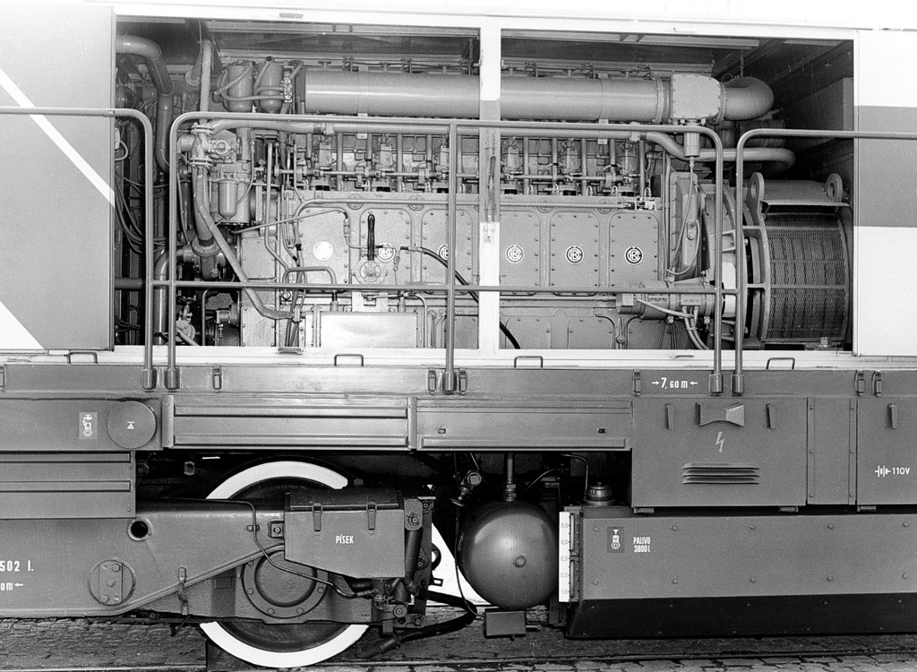 [1024x750] 729602motor.jpg