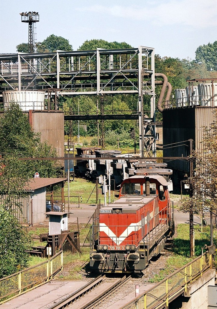 [720x1024] 729701b.jpg