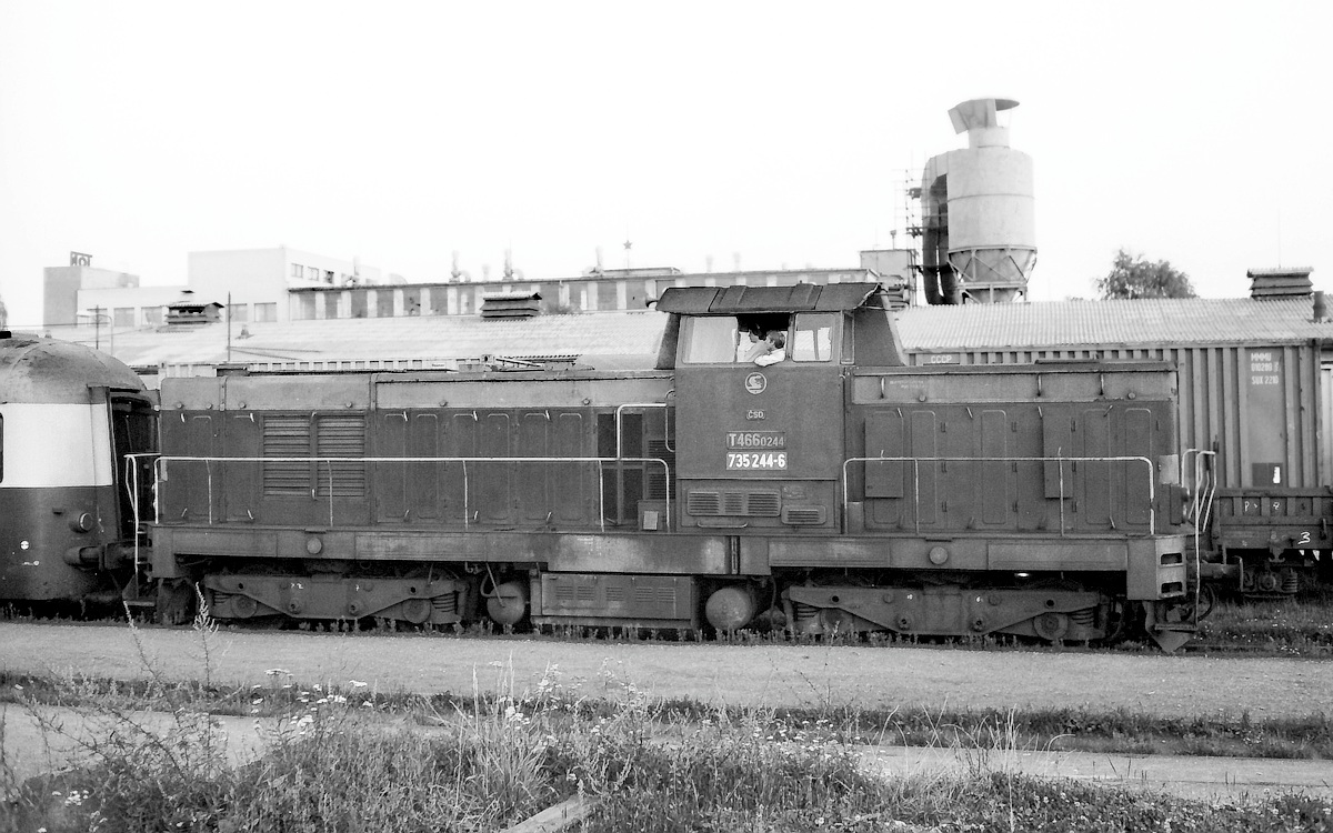 [1200x750] 735244a.jpg