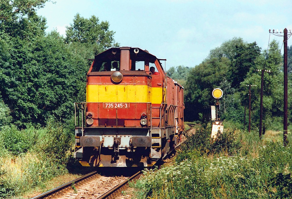 [1200x820] 735245a.jpg